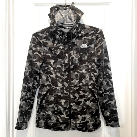 THE NORTH FACE | Women’s THE NORTH FACE Black & White Camo Zip Hoodie, Size S/P - Picture 3 of 9